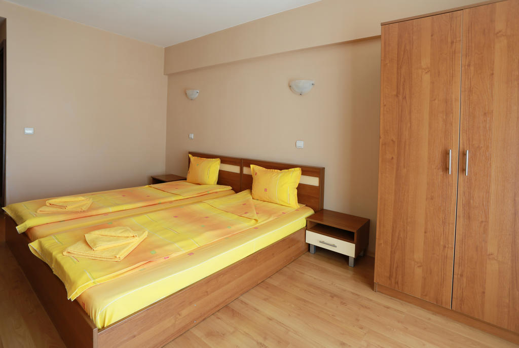 Acropolis Hotel Pazardzhik Phòng bức ảnh