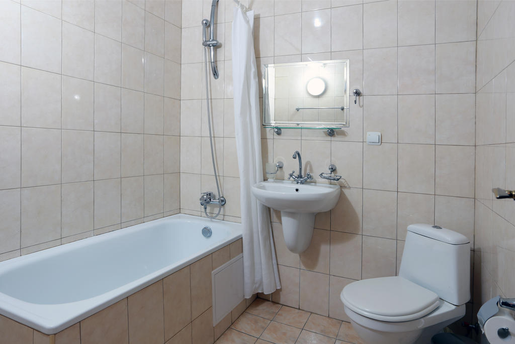 Acropolis Hotel Pazardzhik Phòng bức ảnh